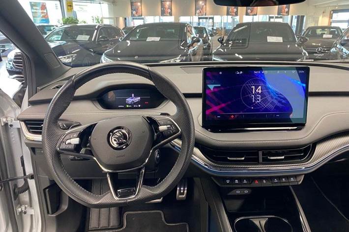 Sølv Skoda Enyaq fra 2023