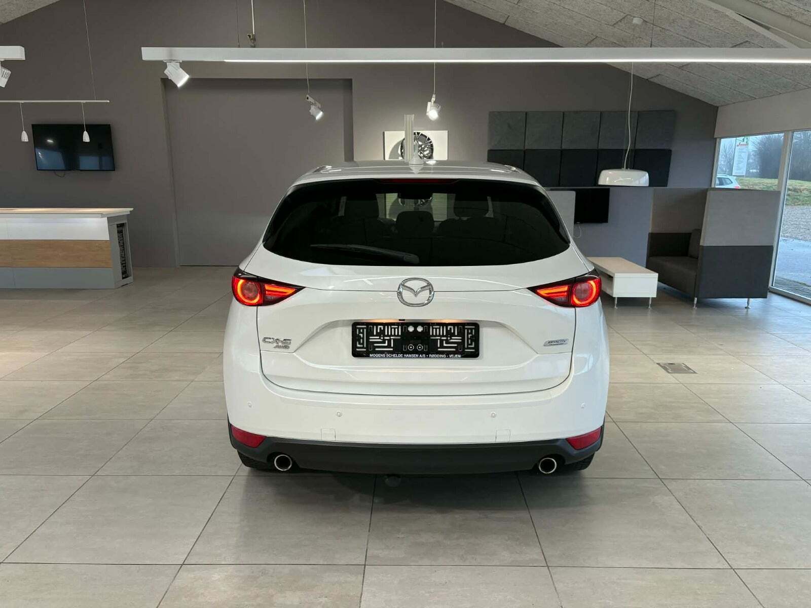 Hvid Mazda CX-5 fra 2017