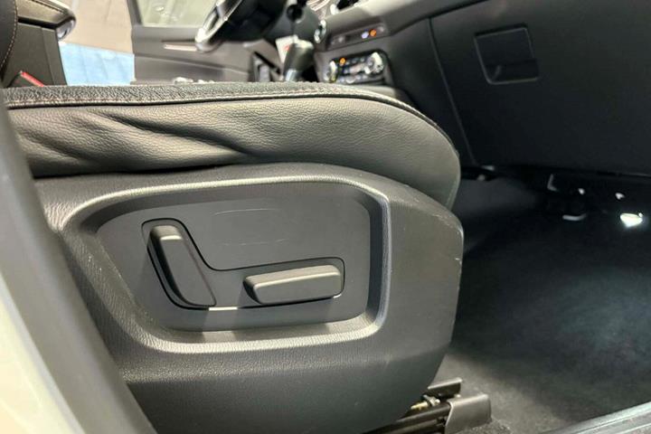 Hvid Mazda CX-5 fra 2017