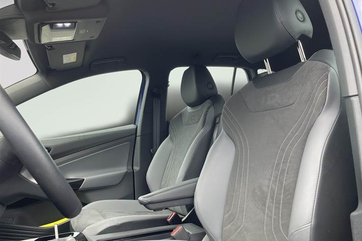 Blå VW ID.4 fra 2024