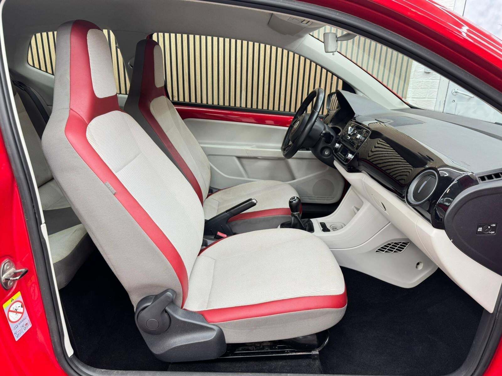 VW UP! 1,0 75 High Up! BMT