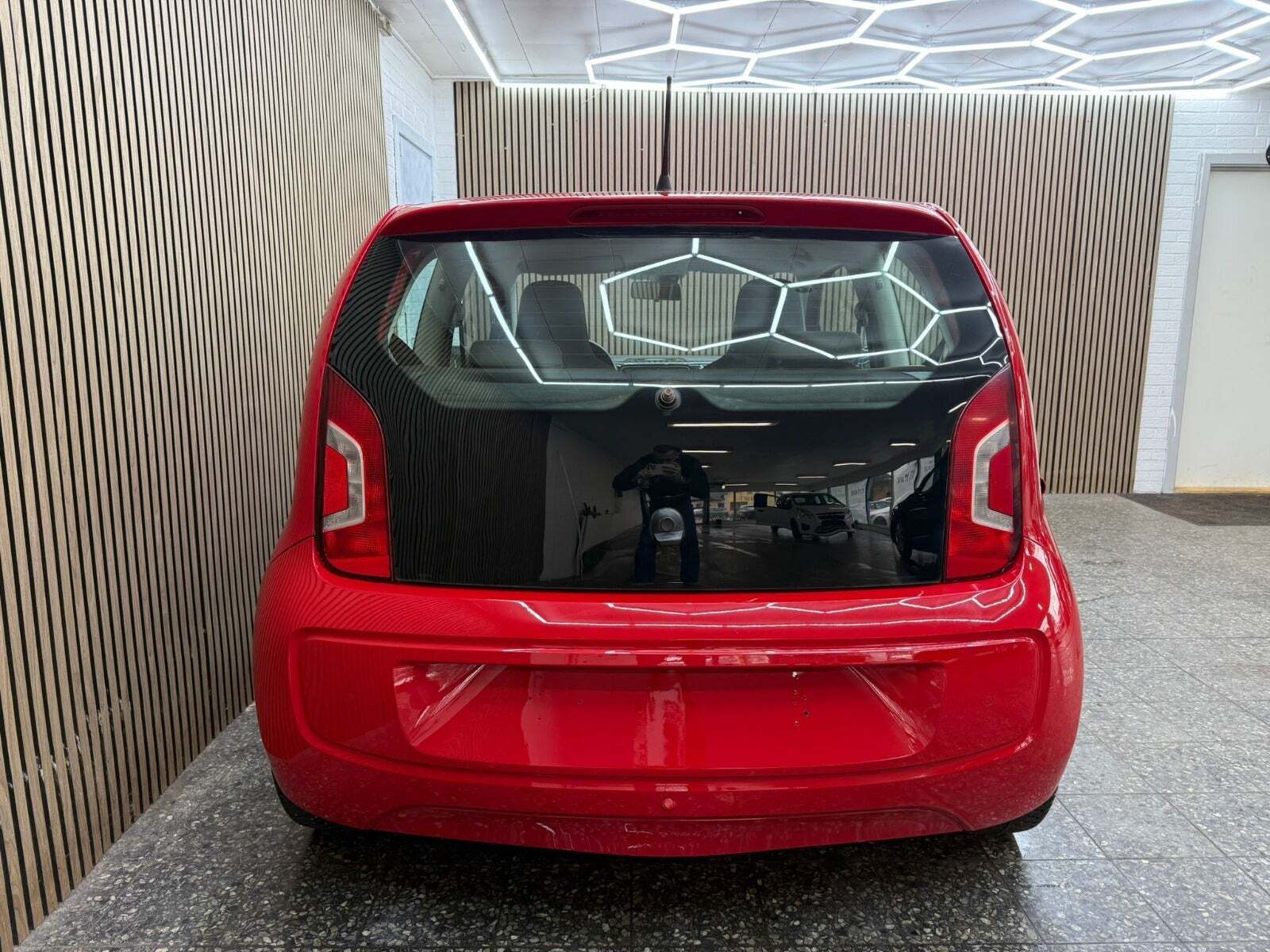 Hvid VW UP! fra 2012