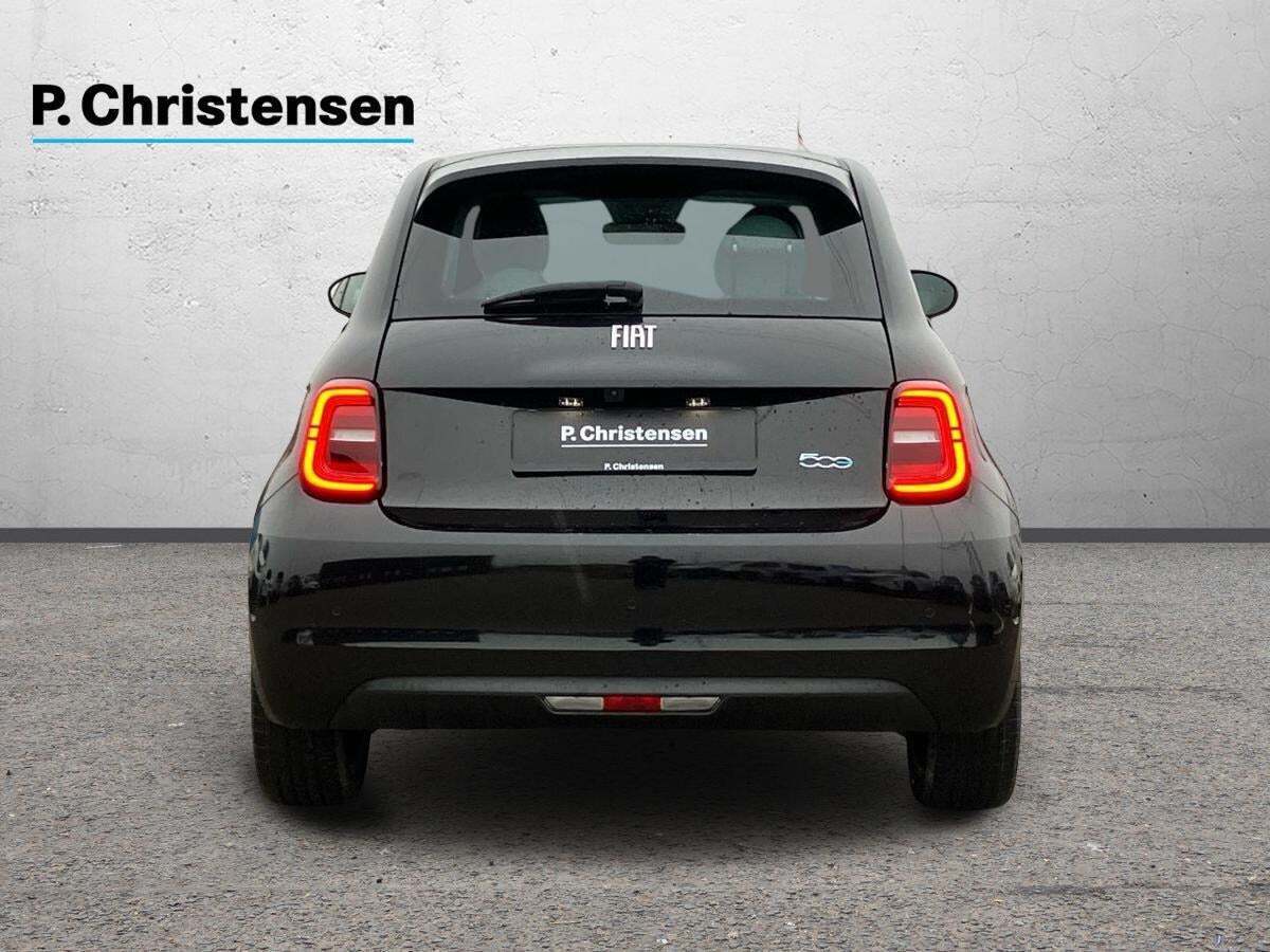 Fiat 500e 42 la Prima 3+1