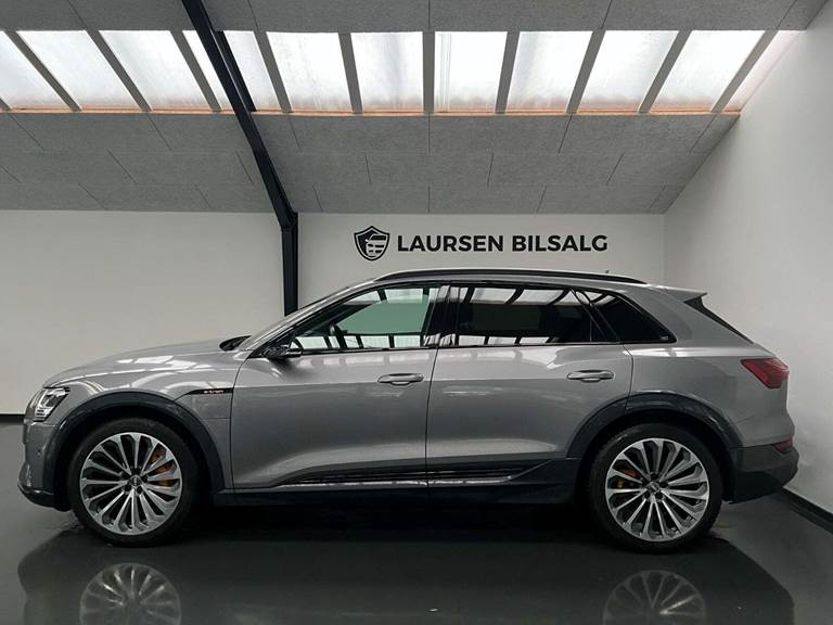 Audi e-tron 55 S-line quattro