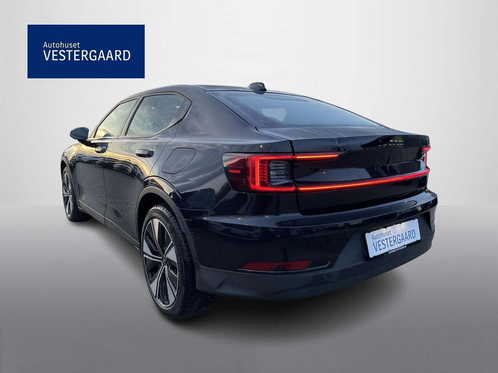 Sort Polestar 2 fra 2023