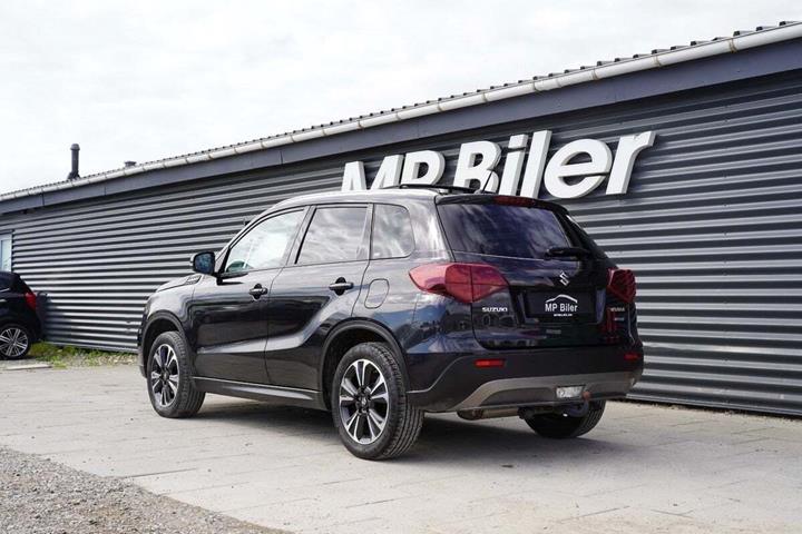 Sort Suzuki Vitara fra 2022