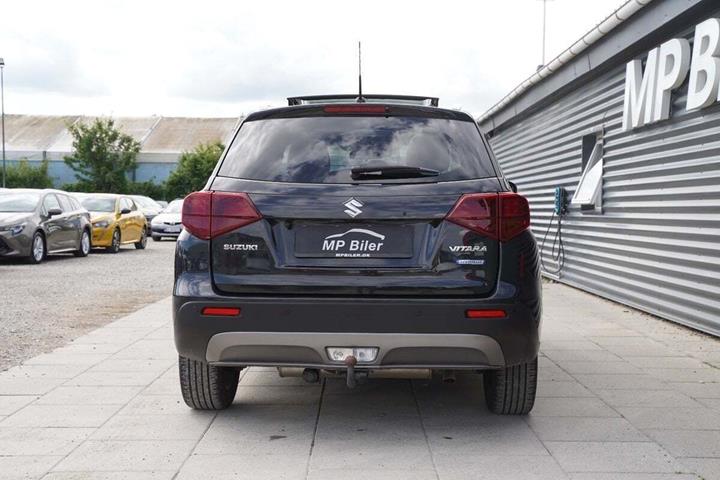 Sort Suzuki Vitara fra 2022