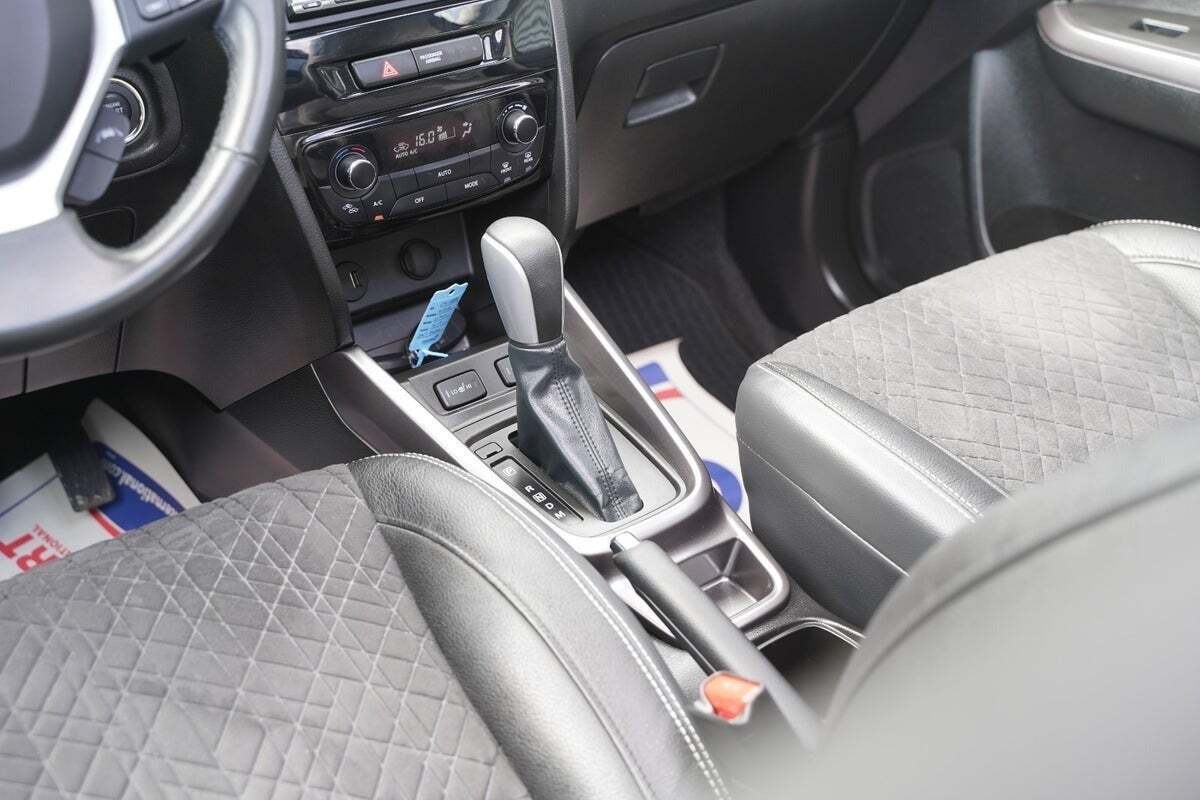 Sort Suzuki Vitara fra 2022
