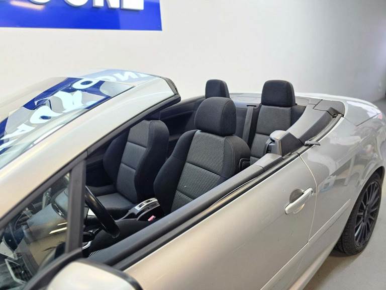 Peugeot 307 2,0 16V CC