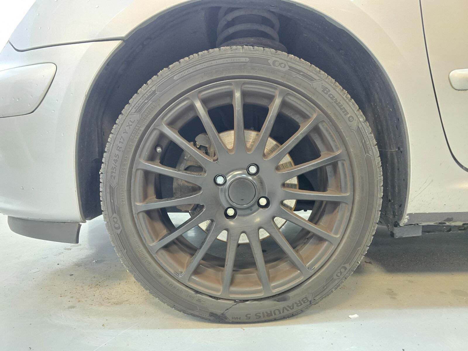 Sølv Peugeot 307 fra 2005