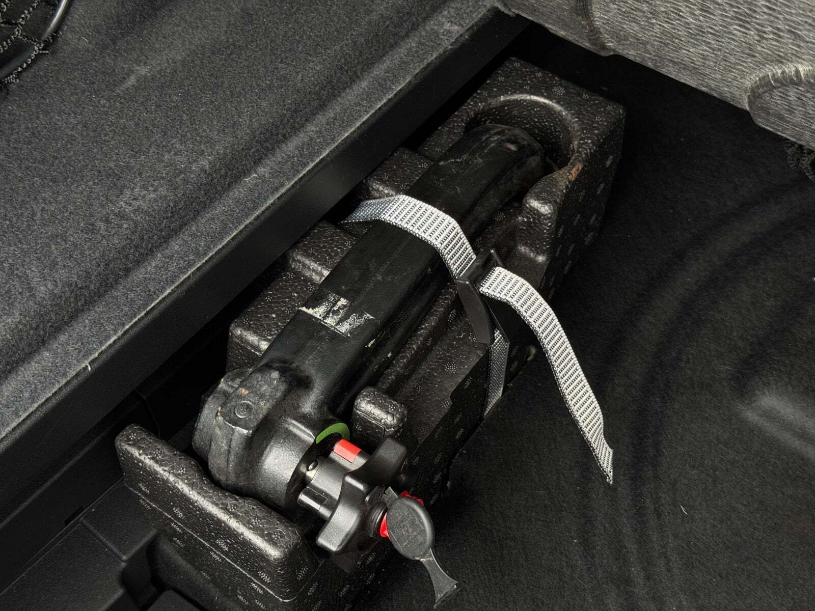 Sort Audi Q8 e-tron fra 2024