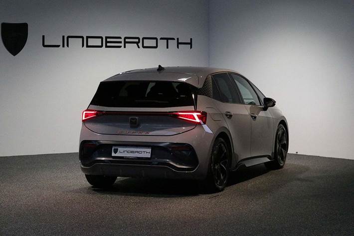 Grå Cupra Born fra 2022