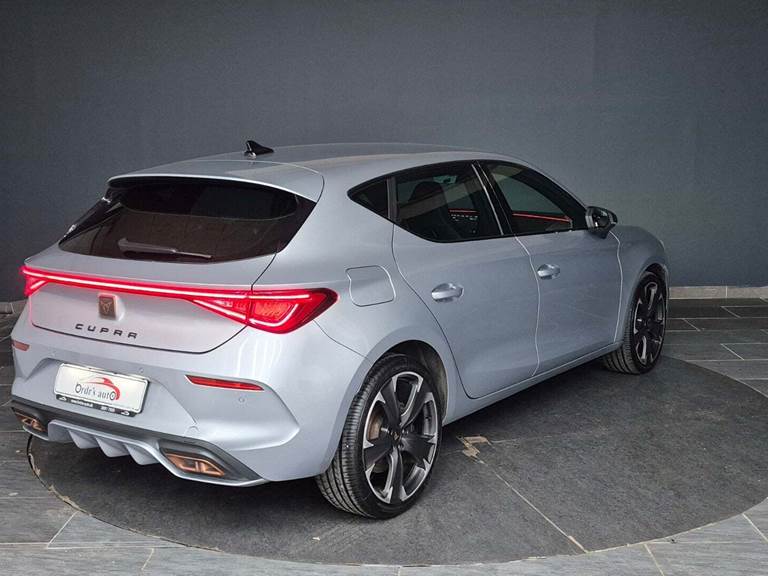 Cupra Leon 1,4 eHybrid DSG