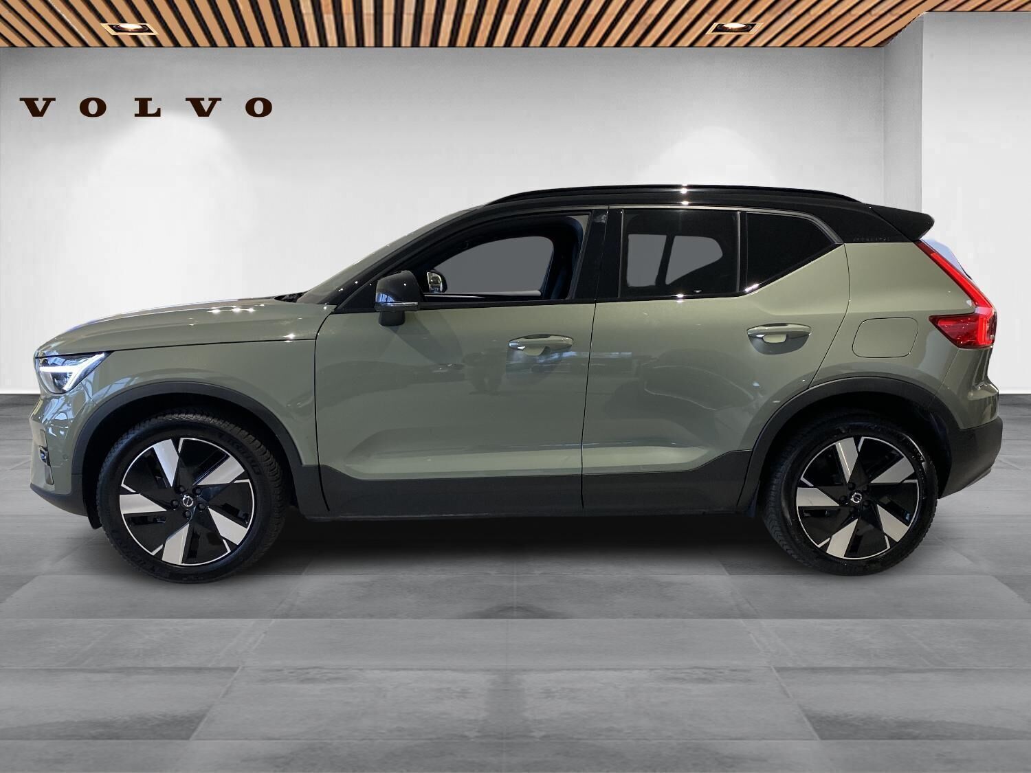 Volvo XC40 Recharge Extended Range Ultimate 252HK 5d Aut.