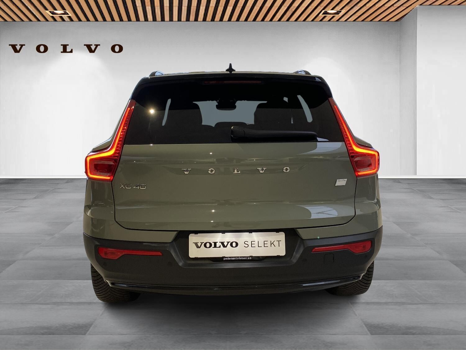 Volvo XC40 Recharge Extended Range Ultimate 252HK 5d Aut.