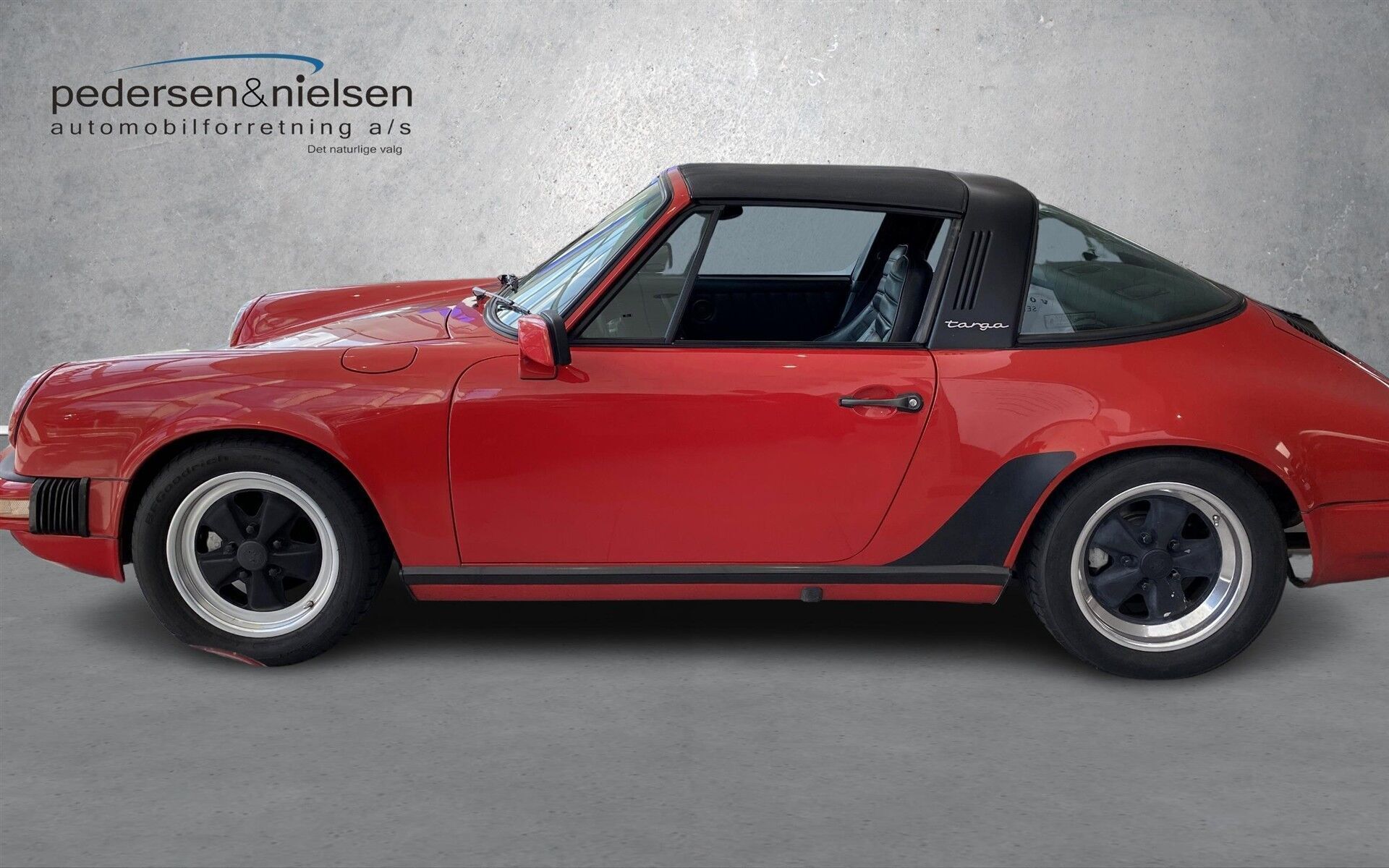 Porsche 911 3,2 Targa 204HK