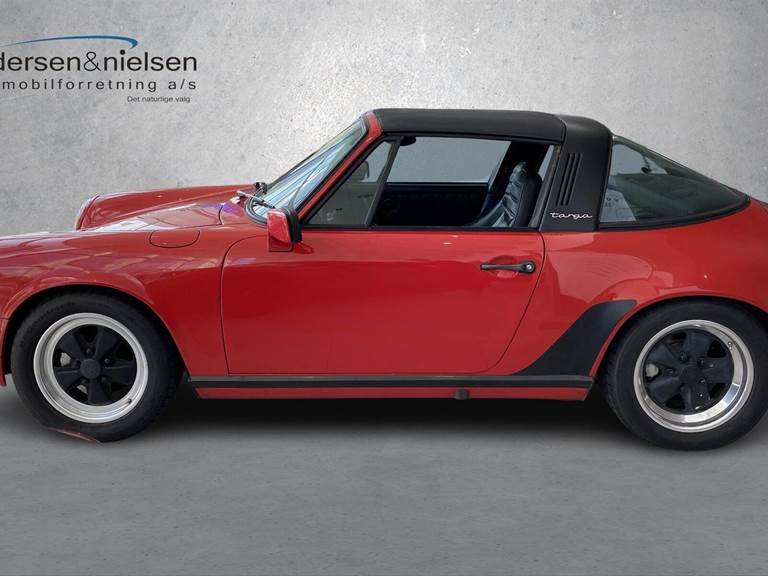 Porsche 911 3,2 Targa 204HK