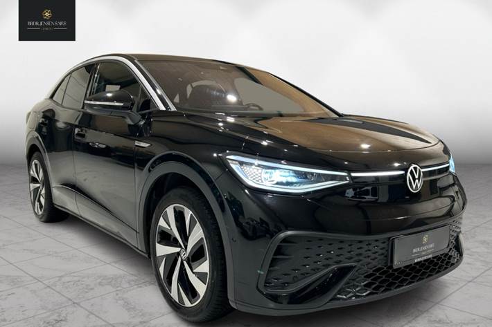 Sort VW ID.5 fra 2022 set udefra