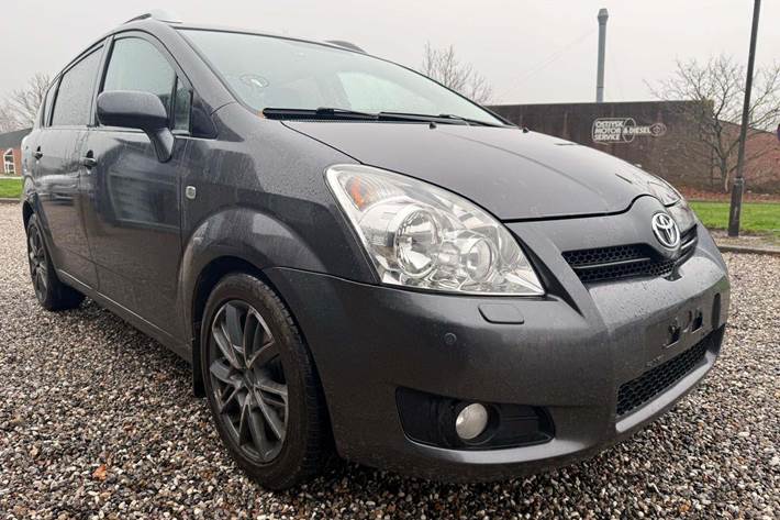 undefined Toyota Corolla Verso fra 2009