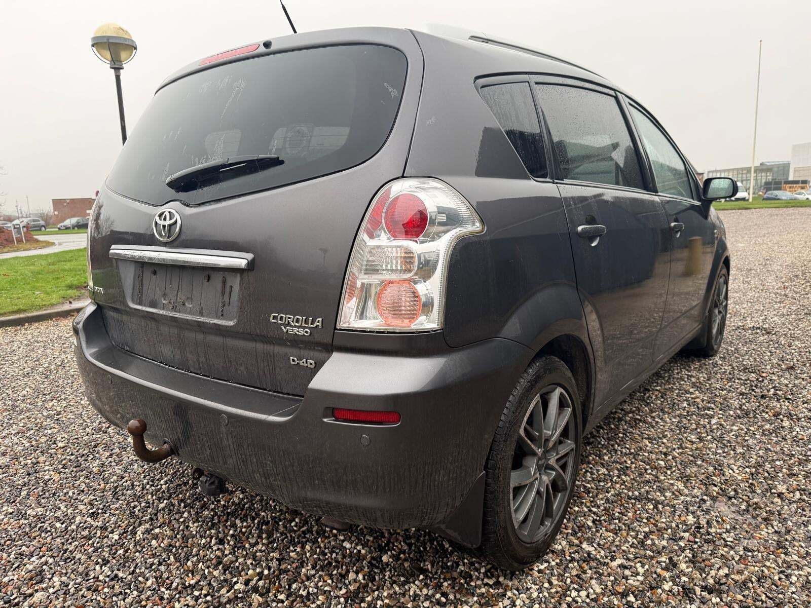 Toyota Corolla Verso 2,2 D-4D 136 Sol 7prs