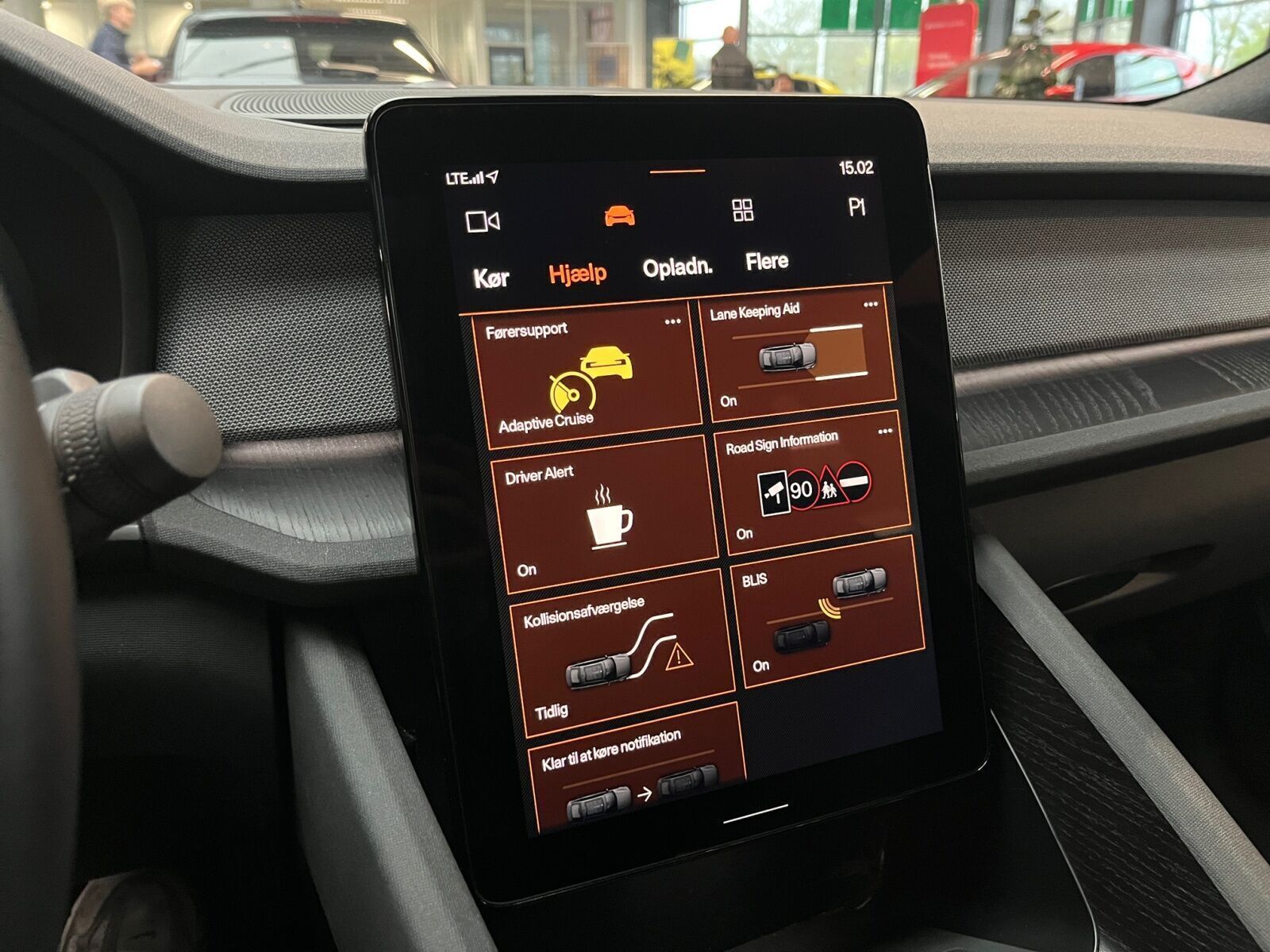 Grå Polestar 2 fra 2022