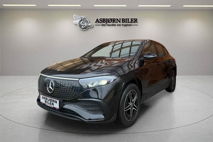 Sort Mercedes EQA250+ fra 2024 set udefra