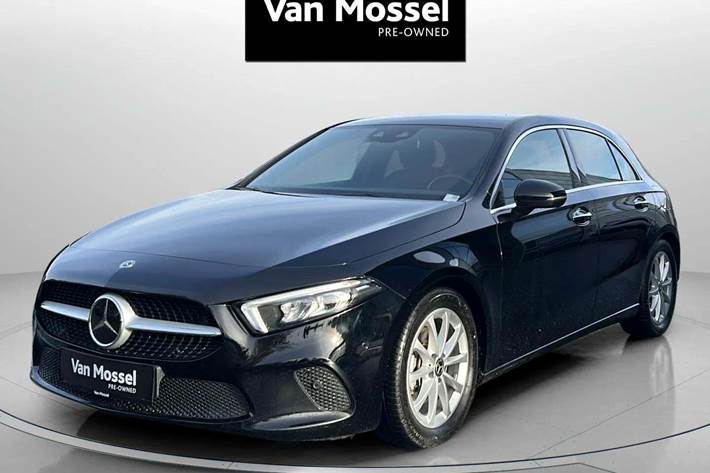 Sort Mercedes A200 fra 2019 set udefra