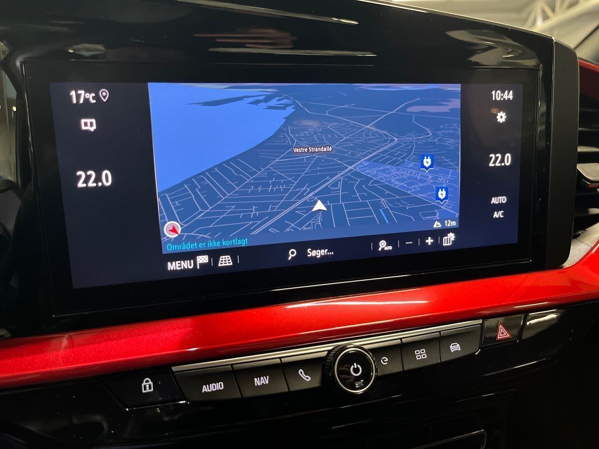 Hvid Opel Mokka-e fra 2023