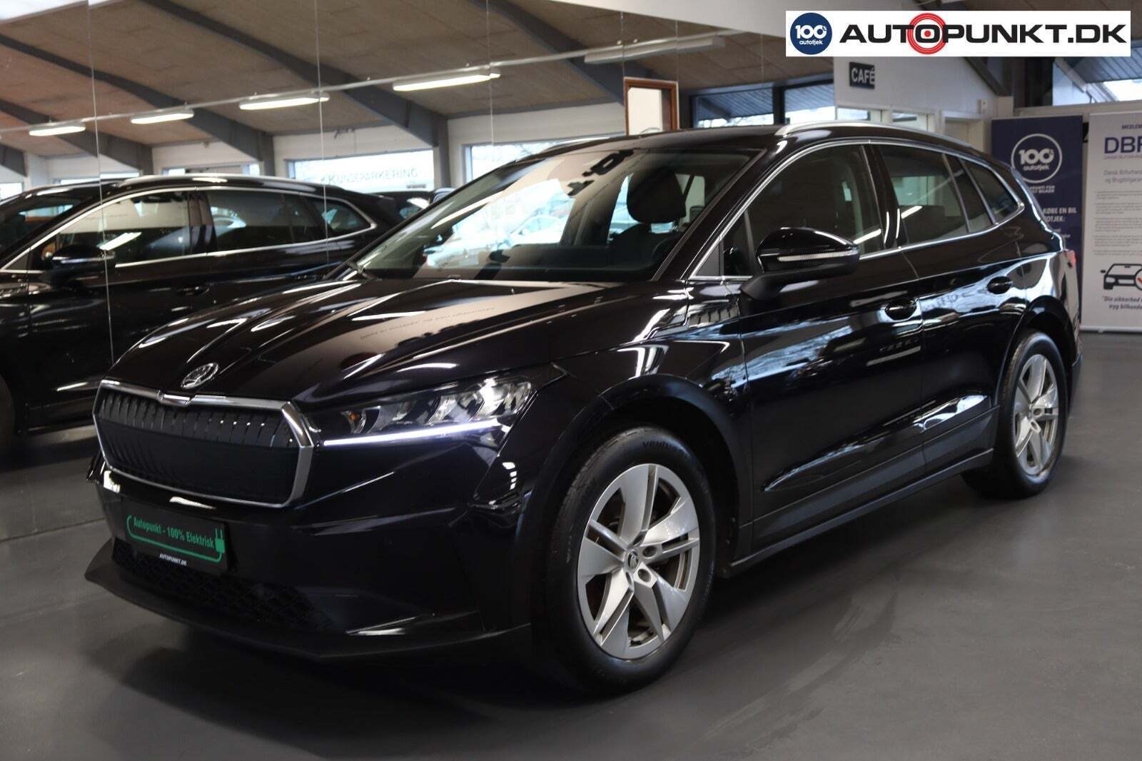 Sort Skoda Enyaq fra 2023