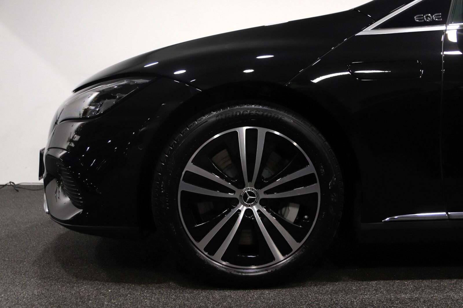 Mercedes EQE300 Avantgarde