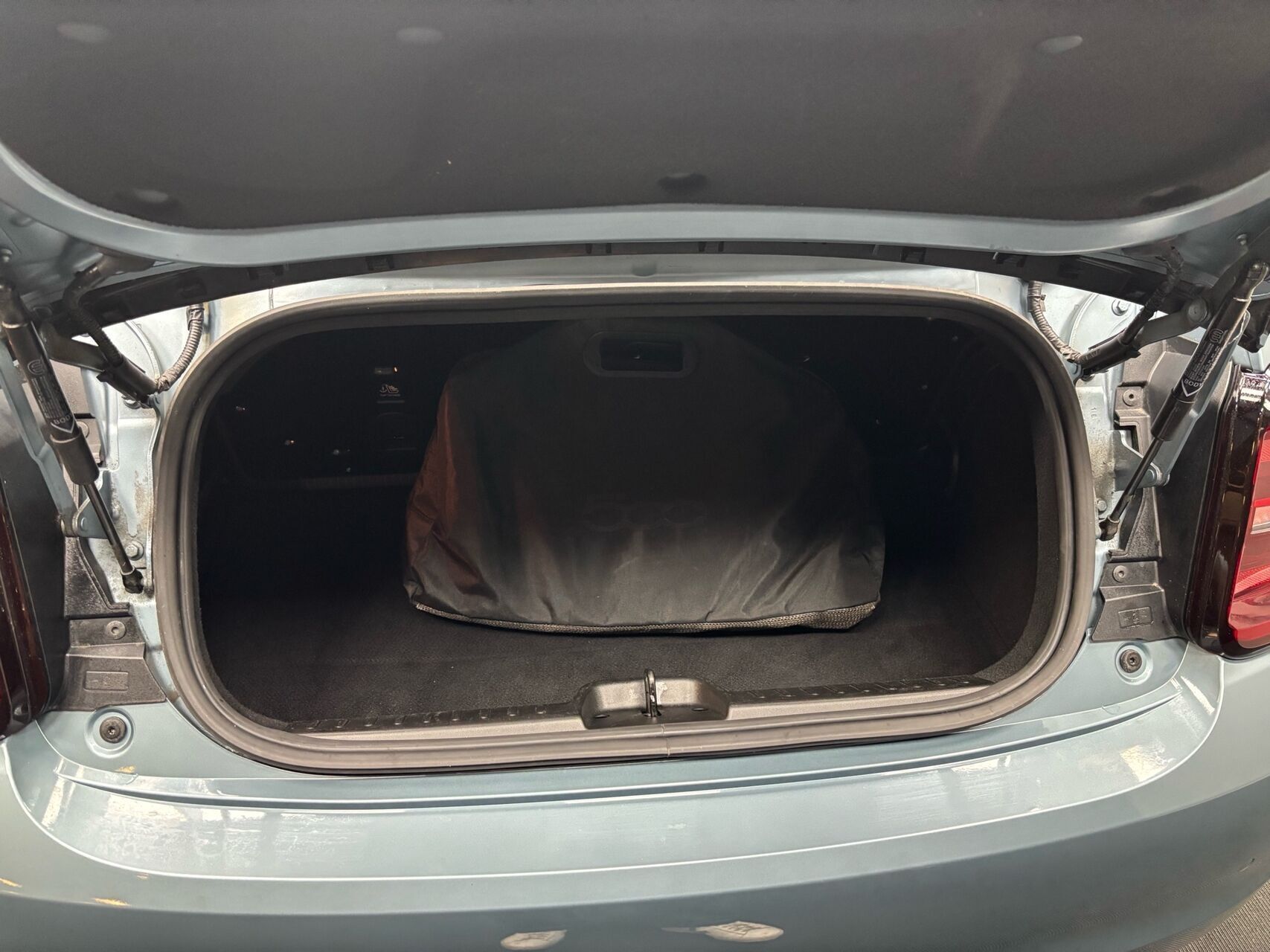 Fiat 500e EL Icon 118HK Cabr. Aut.