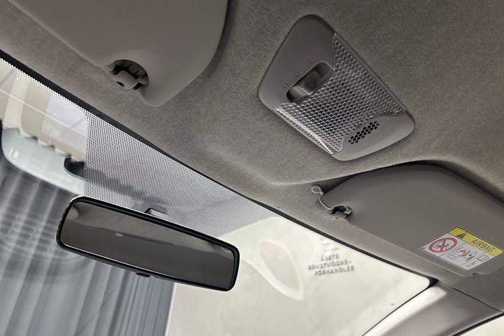 Hvid Toyota Aygo fra 2016
