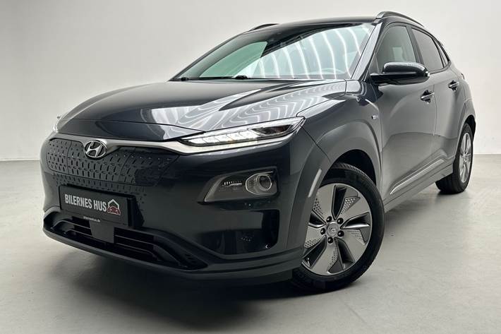 Grå Hyundai Kona fra 2021