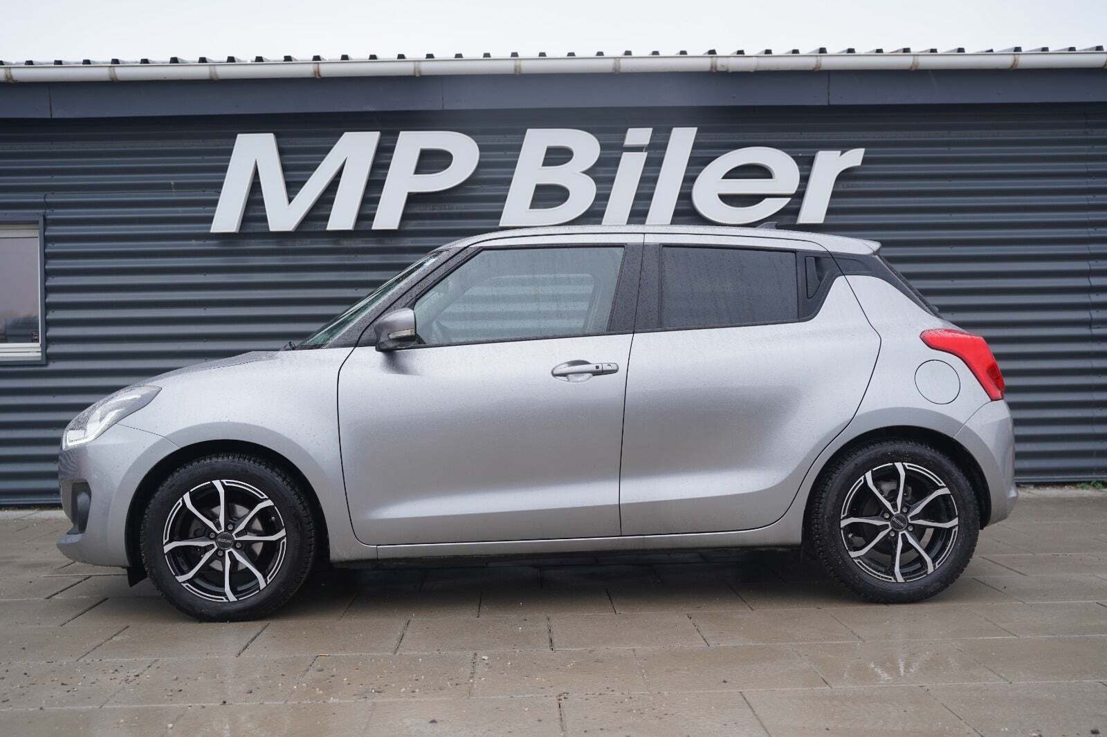 Suzuki Swift 1,0 Boosterjet mHybrid Exclusive Hit