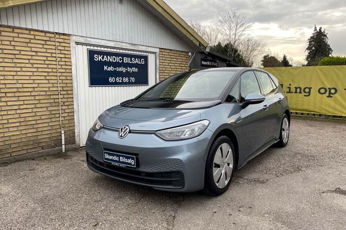 Blå VW ID.3 fra 2021 set udefra