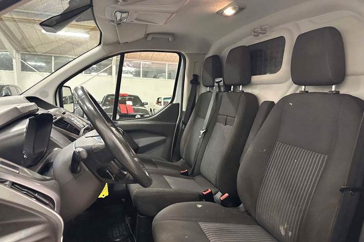 Hvid Ford Transit Custom 270S fra 2015
