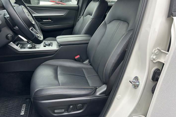 Hvid Mazda CX-60 fra 2024