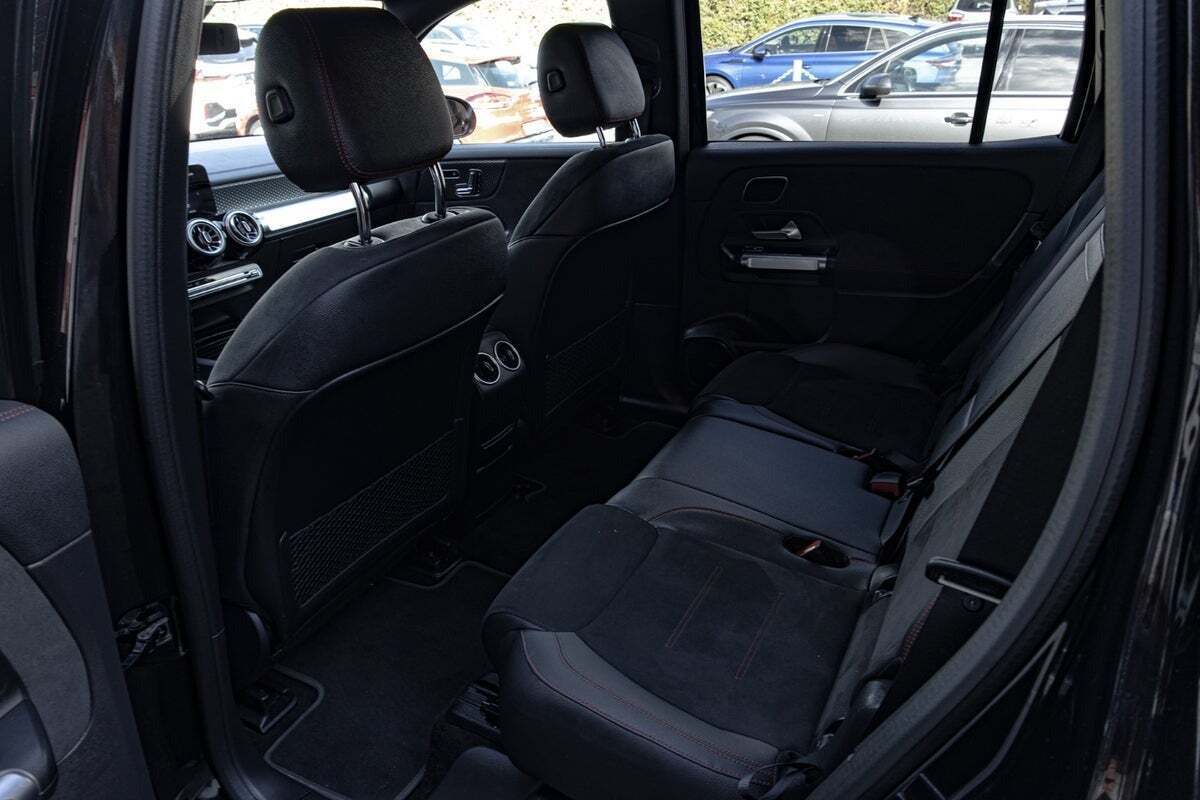 Mercedes EQB250+ AMG Premium 7prs