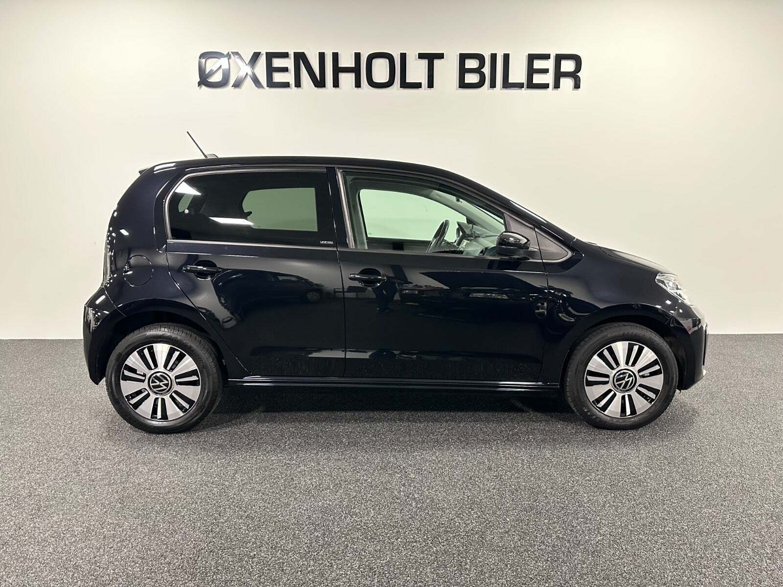 Sort VW E-UP! fra 2021