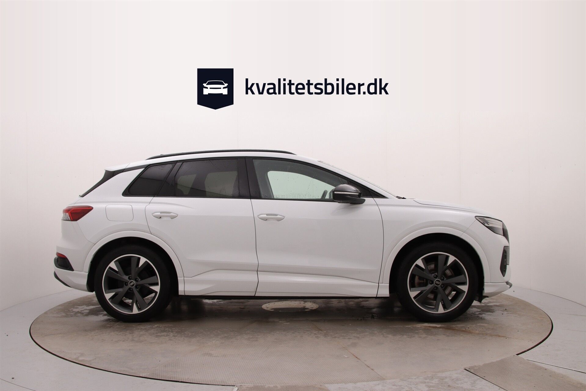 Audi Q4 45 E-tron Advanced Quattro 265HK 5d Aut.