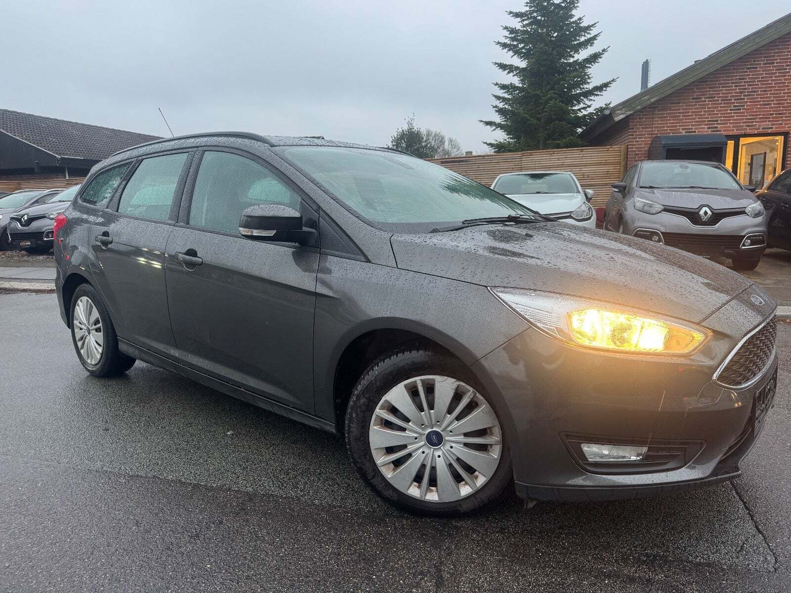 Ford Focus 1,0 SCTi 100 Titanium stc.