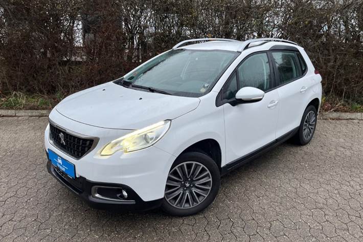 undefined Peugeot 2008 fra 2016 set udefra