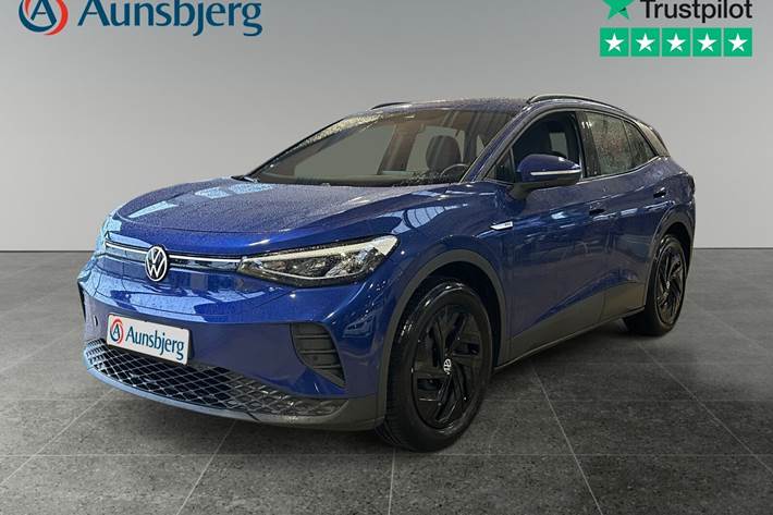 Blå VW ID.4 fra 2023 set udefra