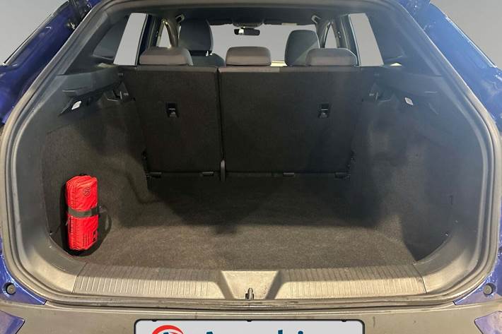 Blå VW ID.4 fra 2023