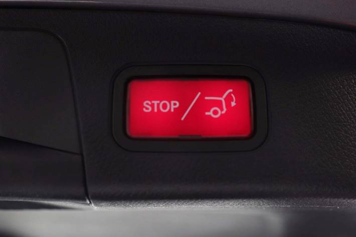 Grå Mercedes EQA250 fra 2023