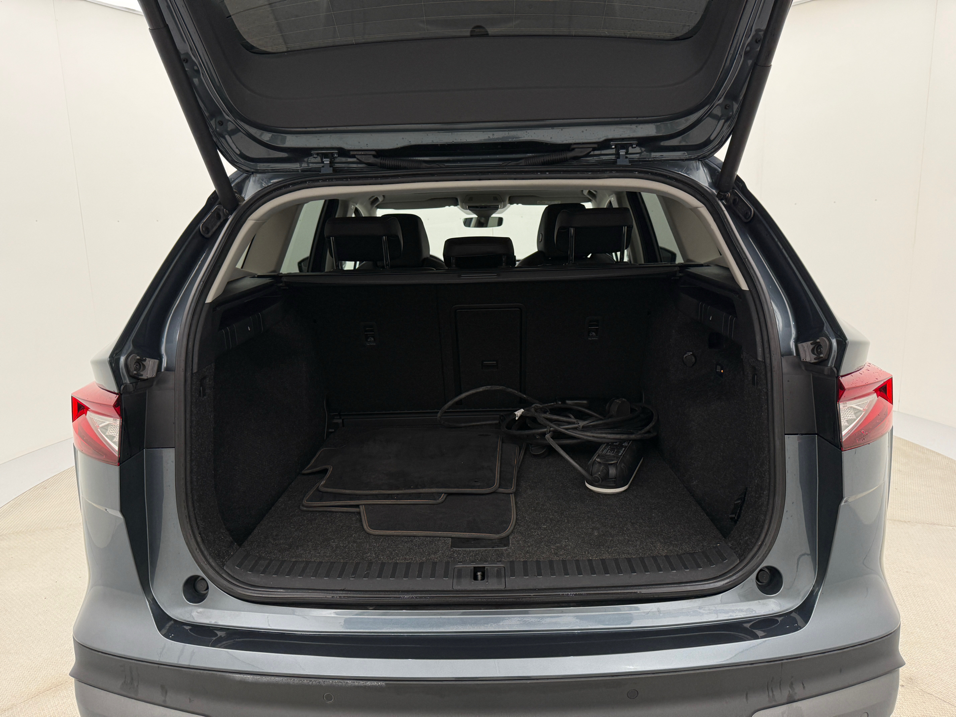 Grå Skoda Enyaq iV fra 2021