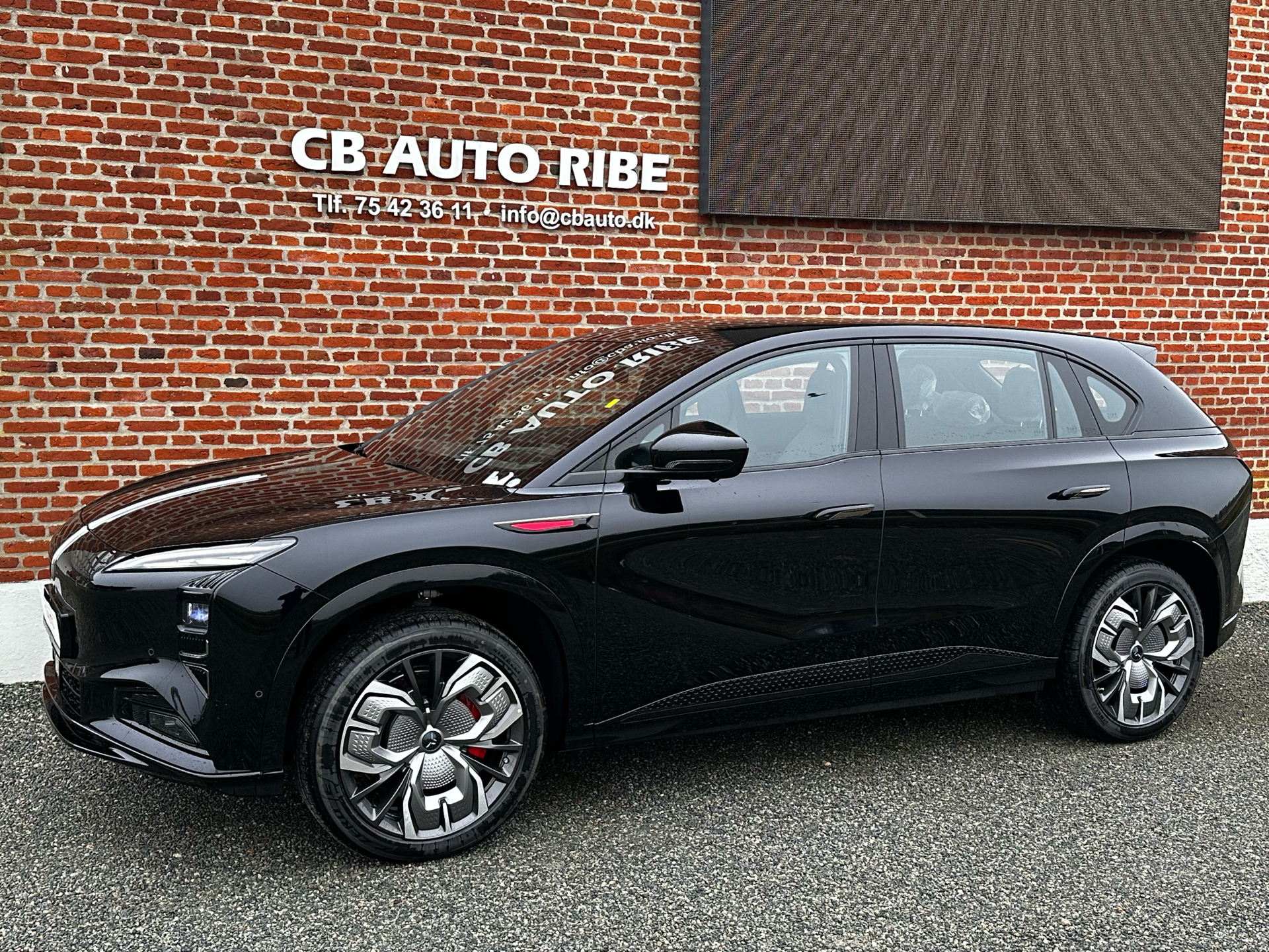 Hongqi EHS7 EL Exclusive 339HK 5d Aut.