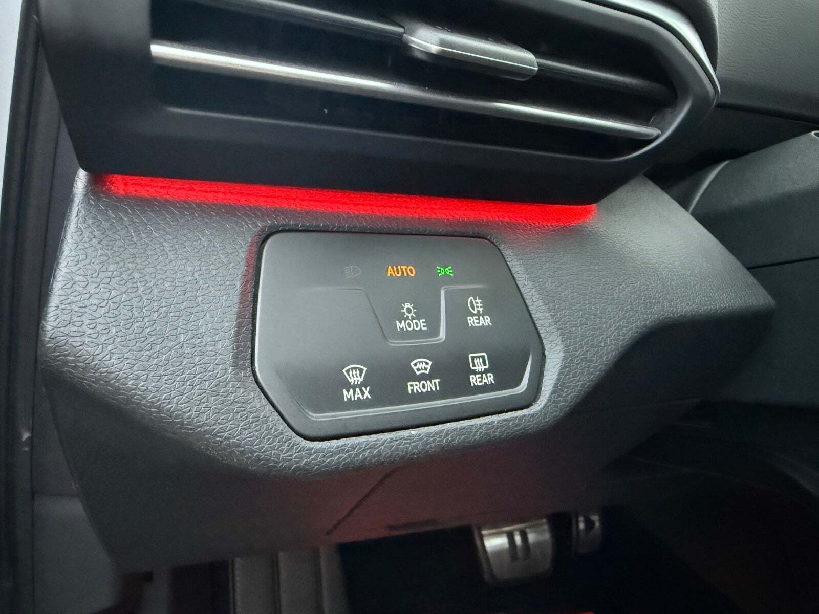 Hvid VW ID.4 fra 2021