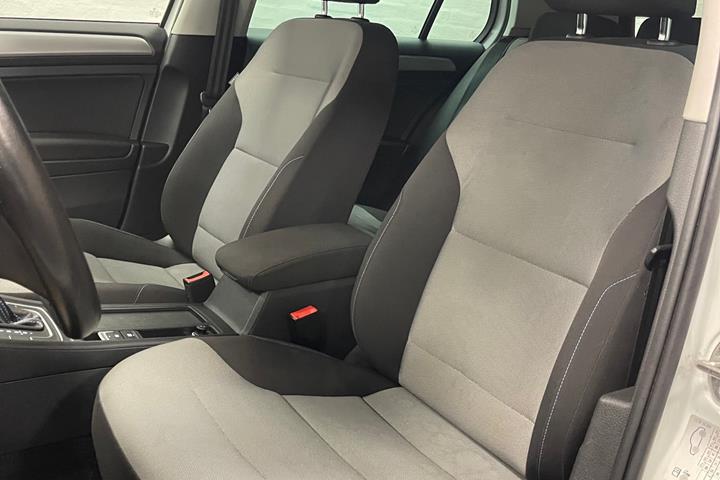 Hvid VW e-Golf VII fra 2016
