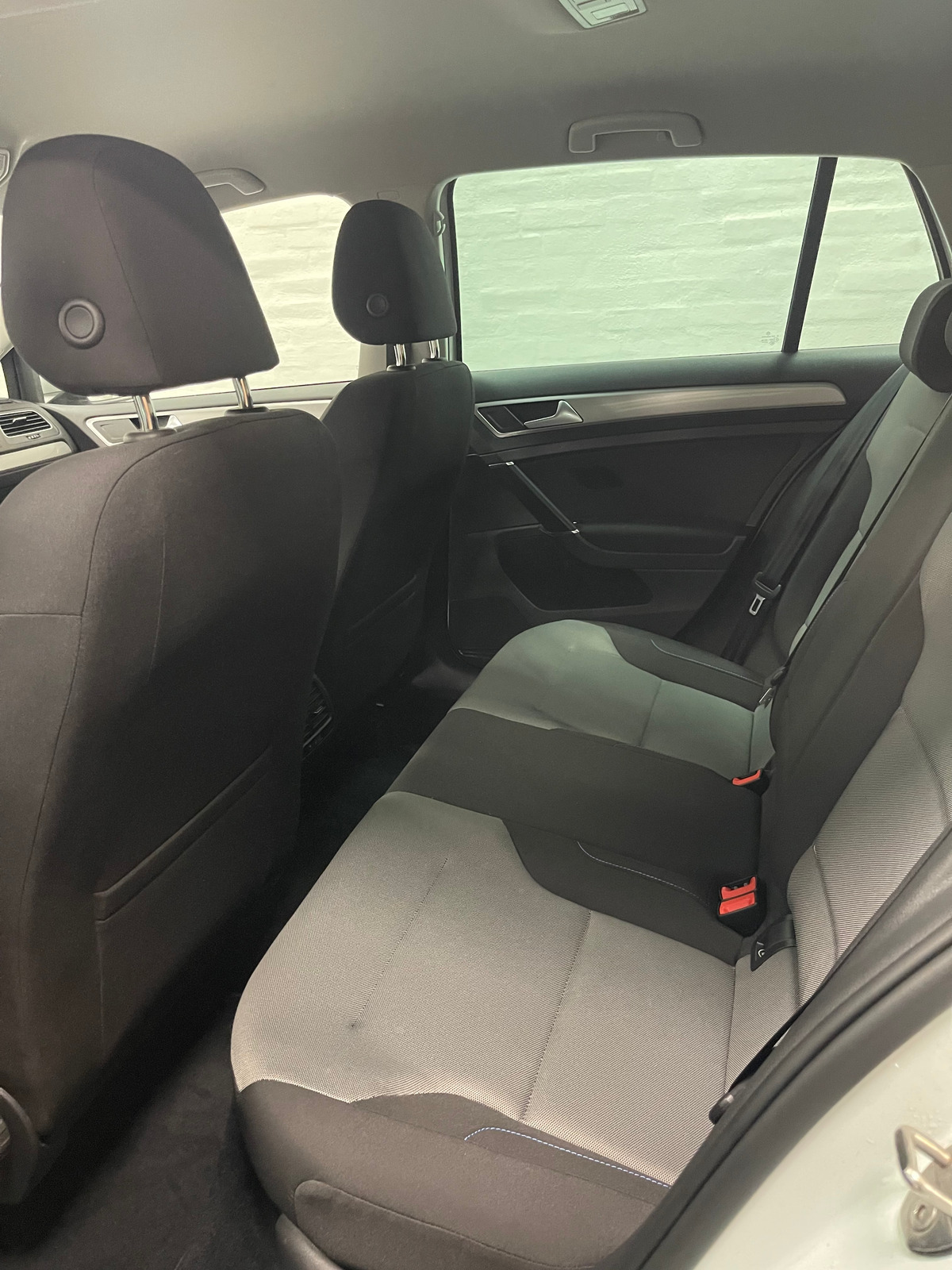 Hvid VW e-Golf VII fra 2016